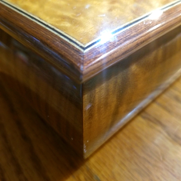 Vintage Italian Music Box - Picture 9 of 12